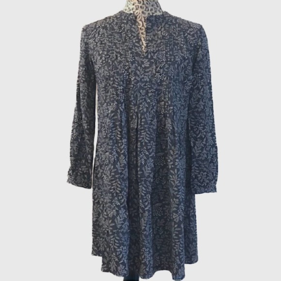 Old Navy Leaf Split Neck Long Sleeve Shirt Dress Gray & White, EUC -Size XS - Picture 2 of 10